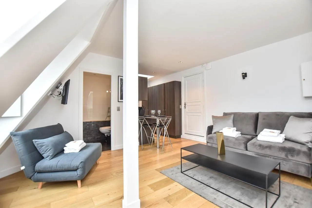 Apartament Cmg Arc De Triomphe/ Foch 45 Paryż 0*,