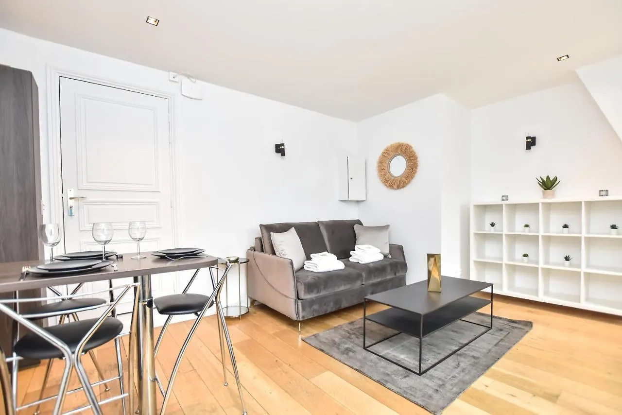 Apartament Cmg Arc De Triomphe/ Foch 45 Paryż