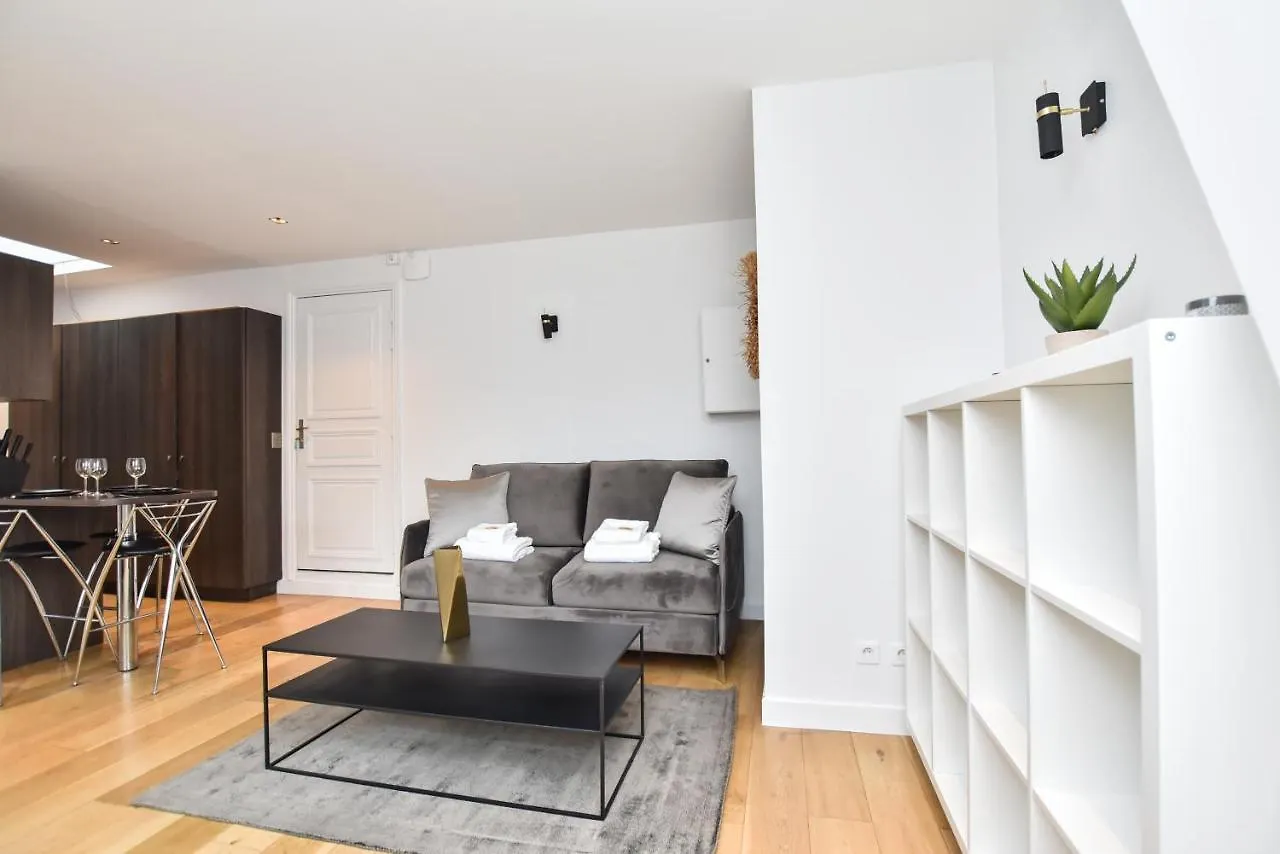 Apartament Cmg Arc De Triomphe/ Foch 45 Paryż