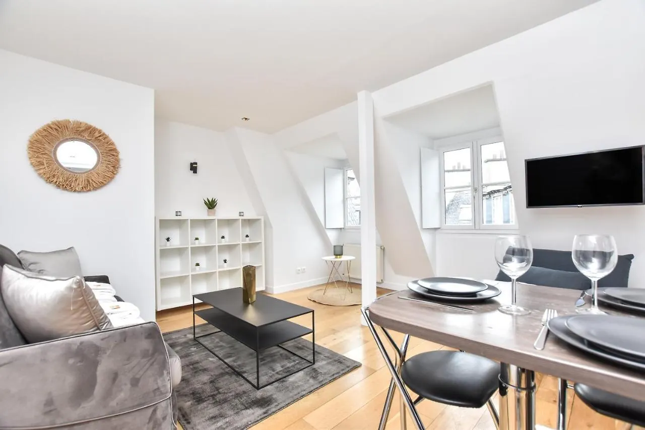 Apartament Cmg Arc De Triomphe/ Foch 45 Paryż Francja